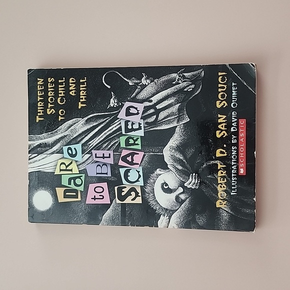 Lot of 2 Scary Books for Kids - Picture 2 of 6